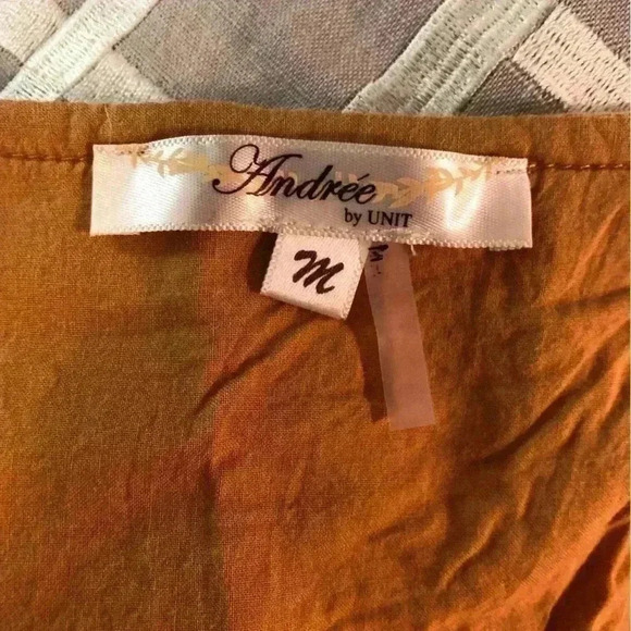 Andre By Unit Womens Medium Peasant Yellow Blouse Embroidered Lined S/S - Picture 5 of 6